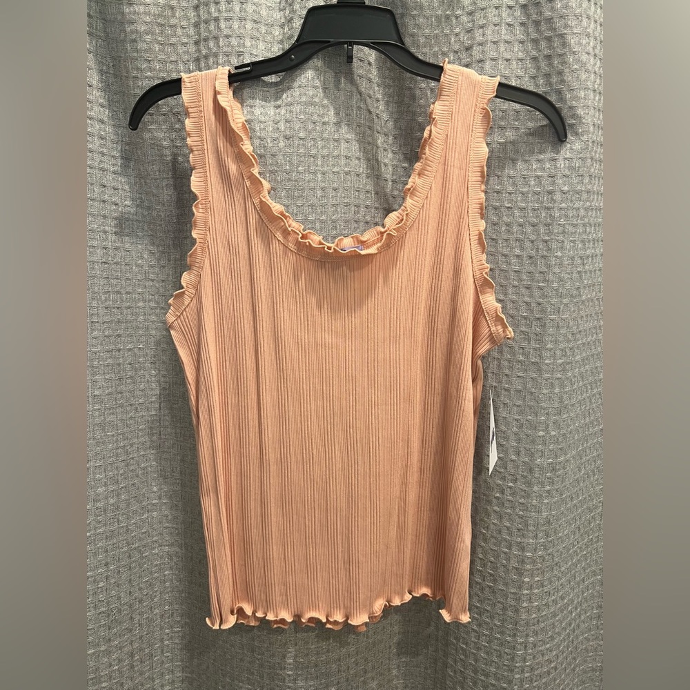 Juniors XL tank top